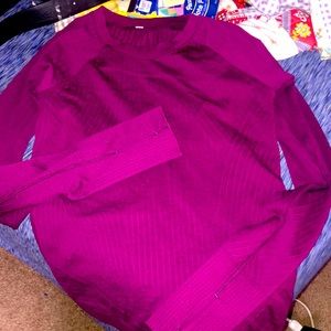Lululemon run SWIFTLY Tech long sleeve in maroon new without tags 🥰 size 10